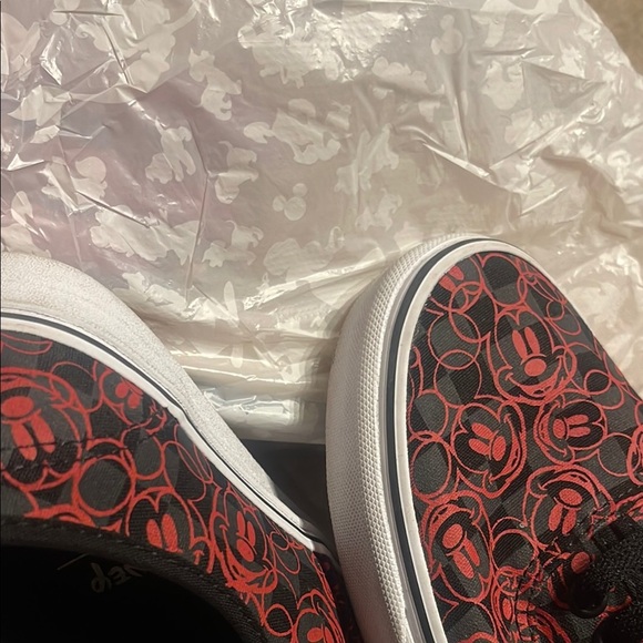 Disney Mickey (checkered) Vans Black Shoe with Box - Picture 9 of 10